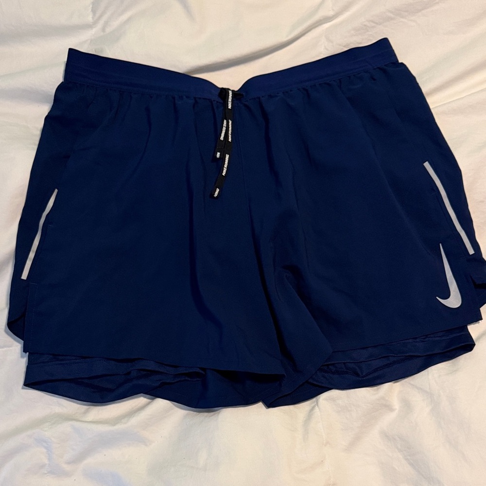 Men’s Nike Navy Blue 2-in-1 5in Running Shorts - Large